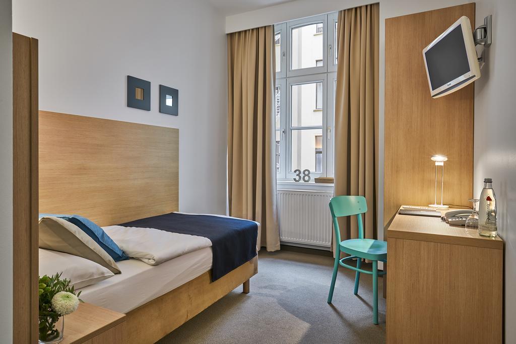 Hotel 38 Berlin Exterior photo